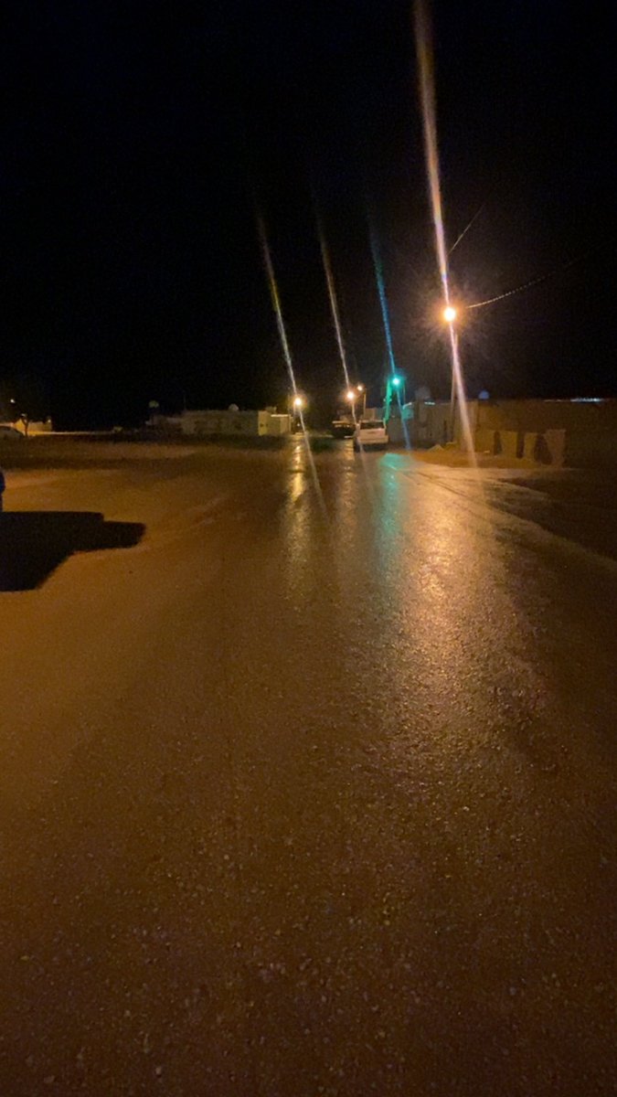 أمطار سعيدان غرب المذنب يوم السبت  الموافق ١٤٤٥/٩/٢٧ هـ الله يجعلها امطار خير وبركه وينفع بها