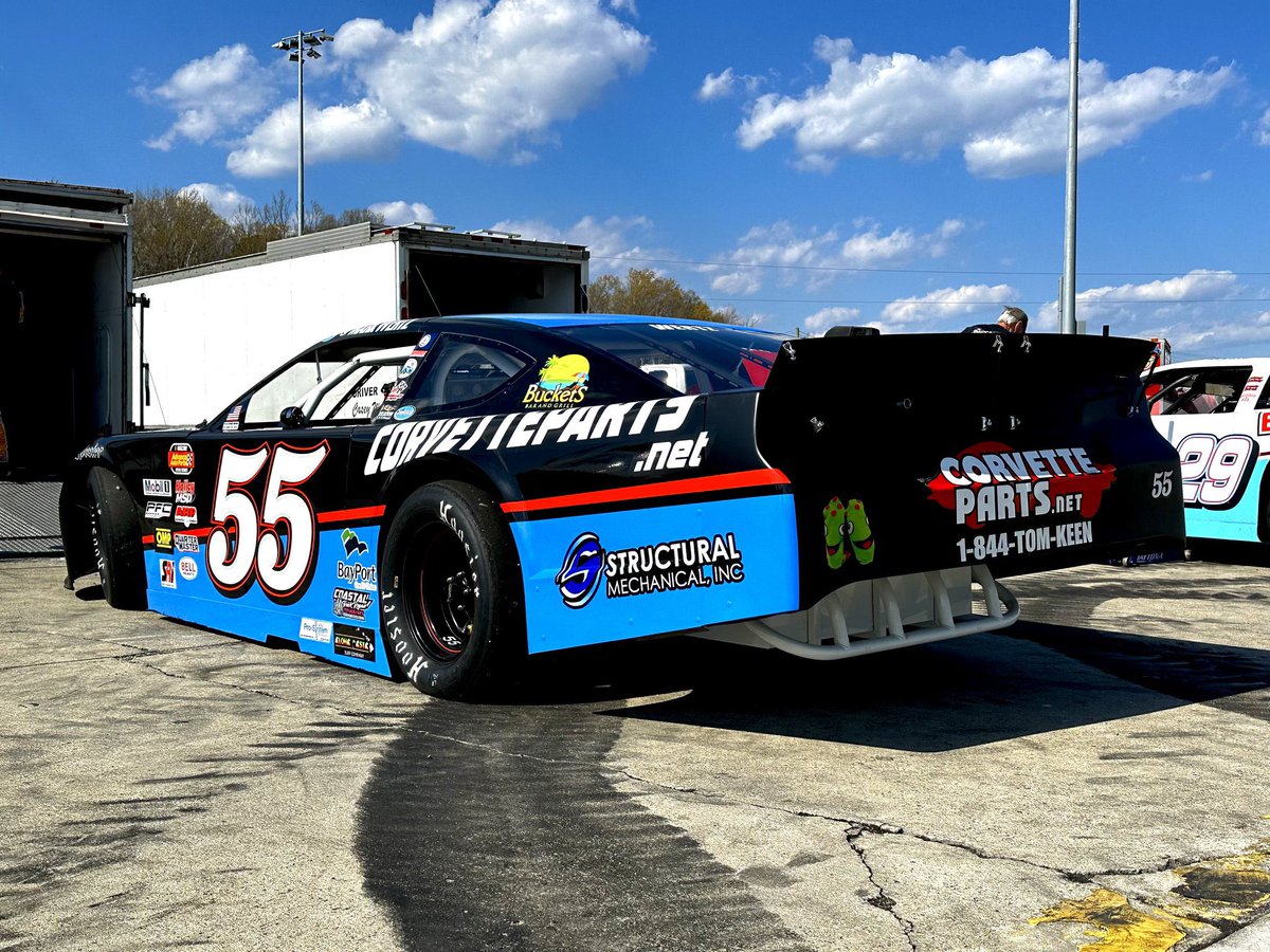 RaceDay for the #55 @KeenParts #StructualMechanical 
#BucketsBarAndGrill
#JJCLEARING & Demolition 
@bayportcu is going to be at @LangleySpeedway today for opening night and @markwertz55 is ready to it the gas for the win. Come out and watch the 55
