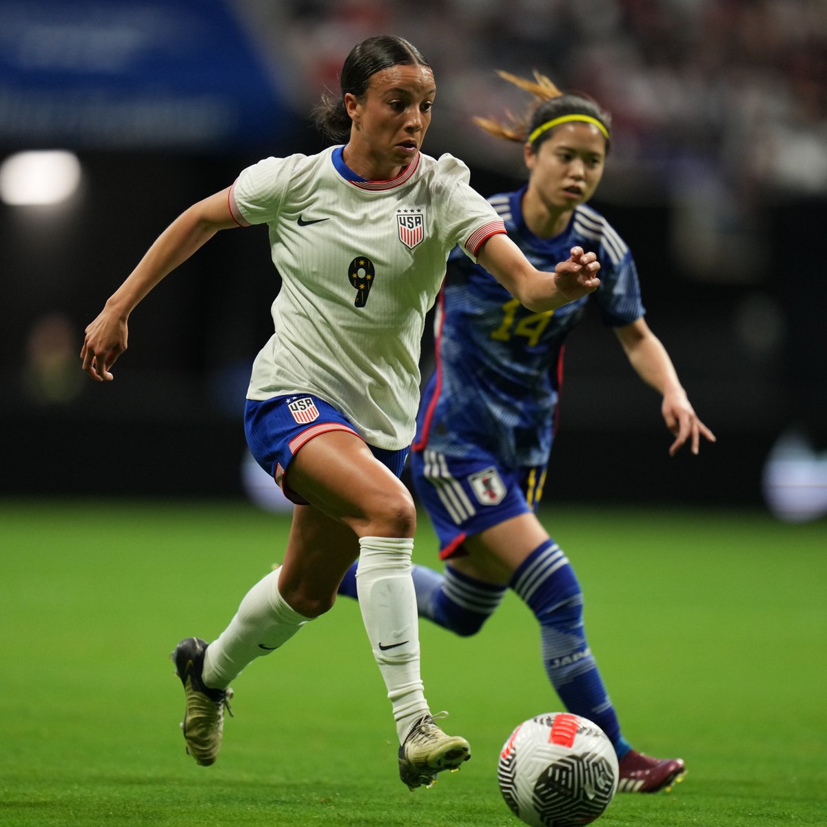 For the first time in 364 days, @MalPugh is back in Red, White and Blue ❤️🤍💙