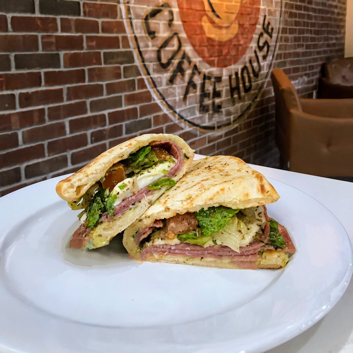 Pop in this weekend for our Italian Sammie Special! This delicious bite is packed full of salami, mozzarella, pesto aioli, oregano, lettuce and tomato on a toasted flatbread sandwich. 🤌🏻