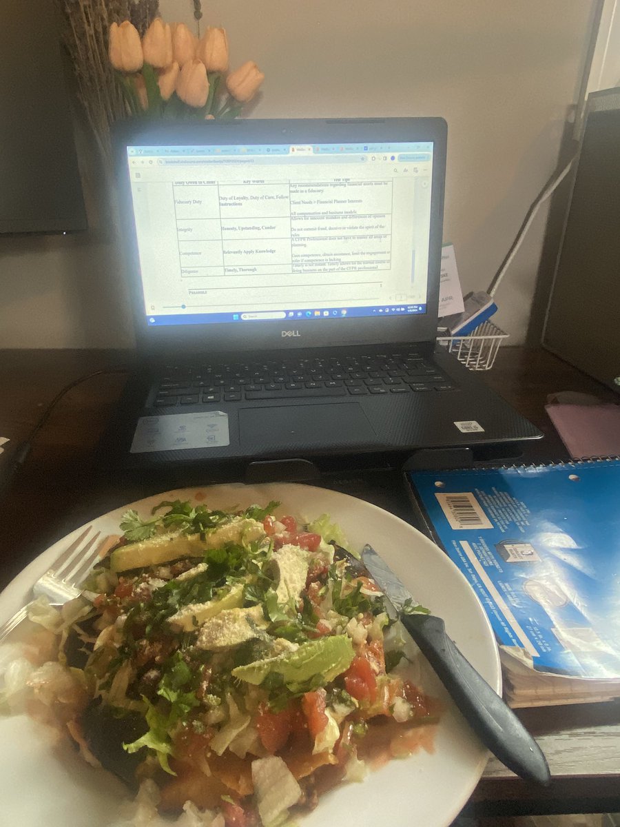 Saturdays are for studying. 

However, we can’t study on an empty stomach 😂 

#RoadtoCFP
#Lunchtime
#Brainfood
#Athletesintheworkplace