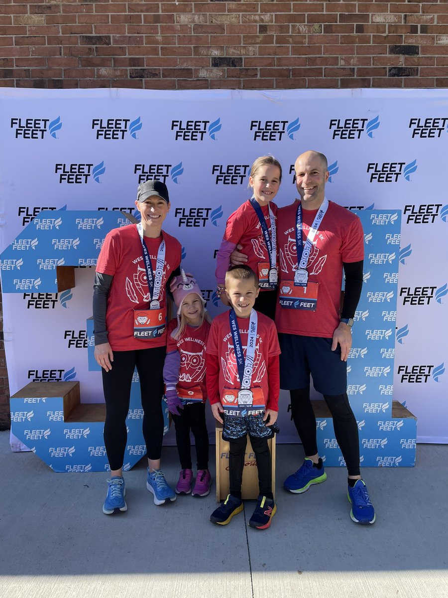 What a great day for our 2nd Annual WES Wellness 5K.  It was awesome to see so over 400 <a href="/WESOwls/">WES Owls</a>, their families and other’s in the community run together!  What a privileged it is to be able to put this event on as a teacher, neighbor and father! #itsworthit <a href="/wcsdistrict/">Worthington Schools</a>