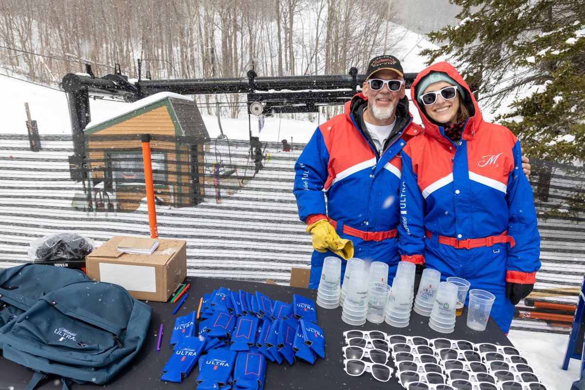 KillingtonMtn's tweet image. Another successful Bear Mountain Mogul Challenge is in the books. Thank you to the volunteers, competitors and to everyone who came out to make this event a fun one. Hope to see you all rippin&apos; the bumps this spring!

@MichelobULTRA 

#Beast365 #Killington #BMMC