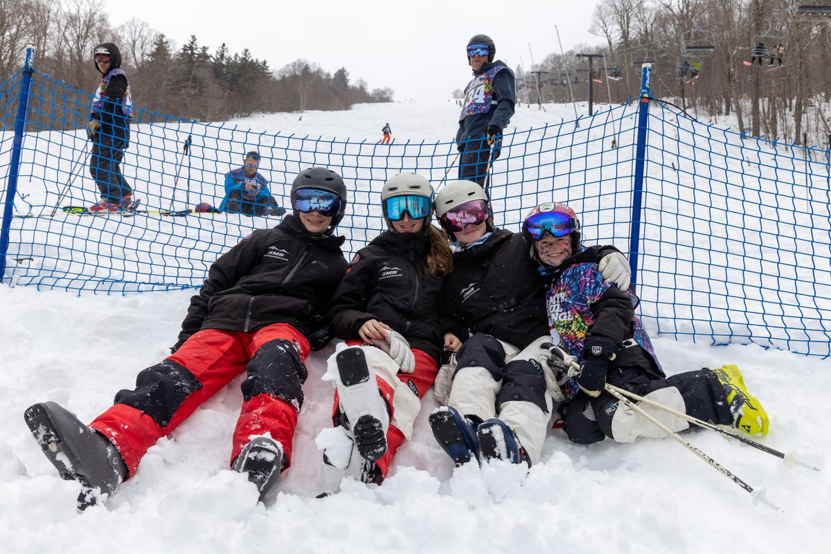 KillingtonMtn's tweet image. Another successful Bear Mountain Mogul Challenge is in the books. Thank you to the volunteers, competitors and to everyone who came out to make this event a fun one. Hope to see you all rippin&apos; the bumps this spring!

@MichelobULTRA 

#Beast365 #Killington #BMMC