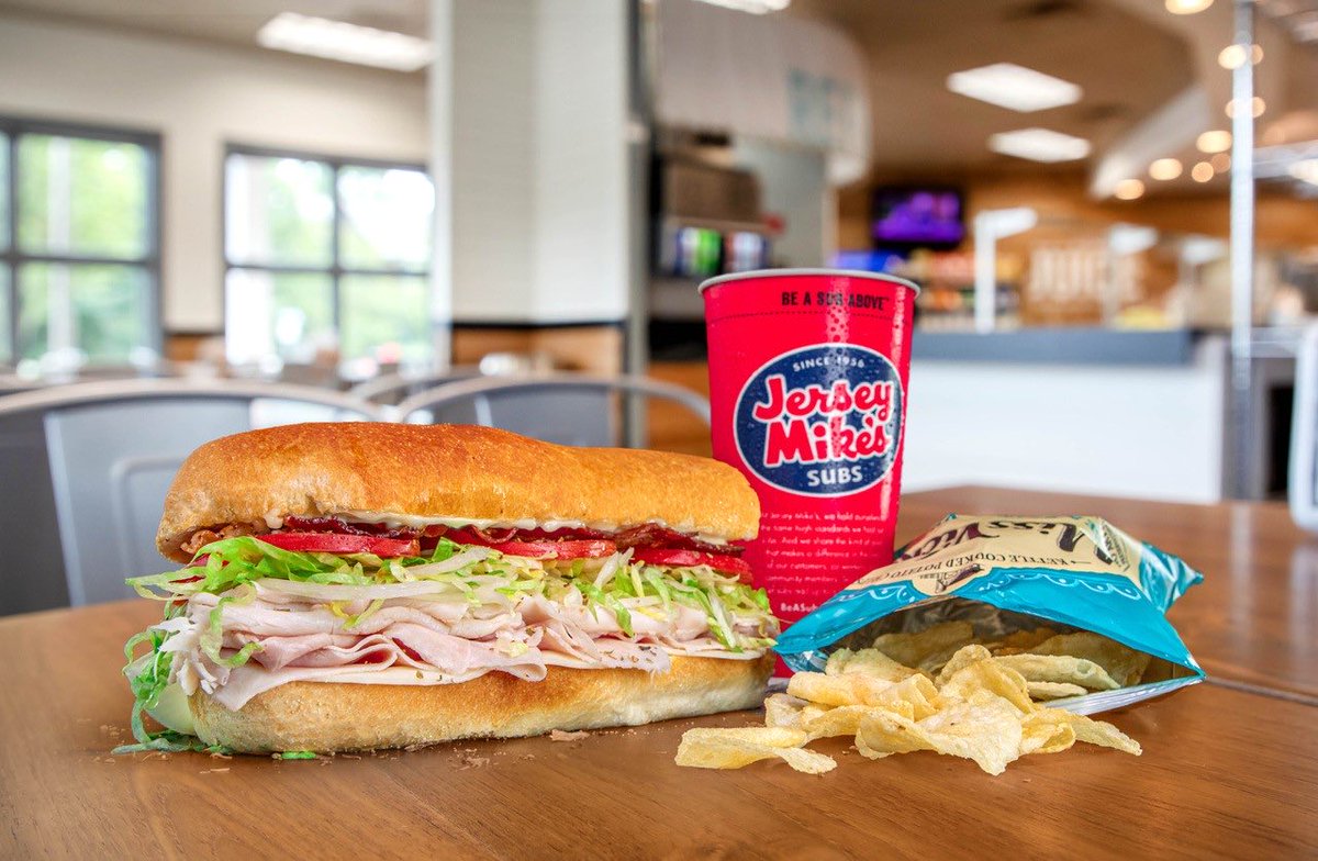 Deal alert 🚨 Jersey Mike's in talks with Blackstone for a deal that could be worth $8 billion 👀
