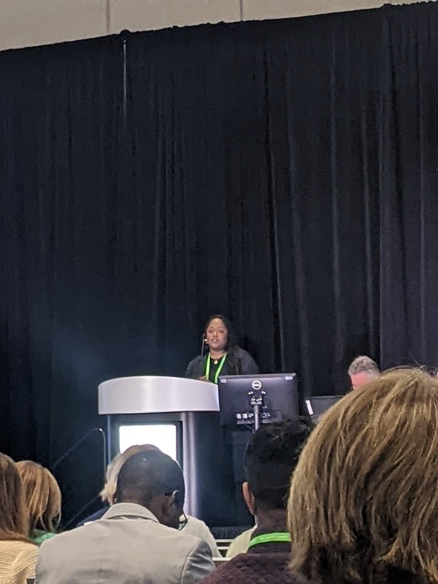 Happy to see one of our physician scientists Dr. @biancaislam speaking in a panel #AACR24 to educate us how to better communicate with patients and advocates @caseccc @UH_RE_Institute @UHhospitals @CWRU_GI