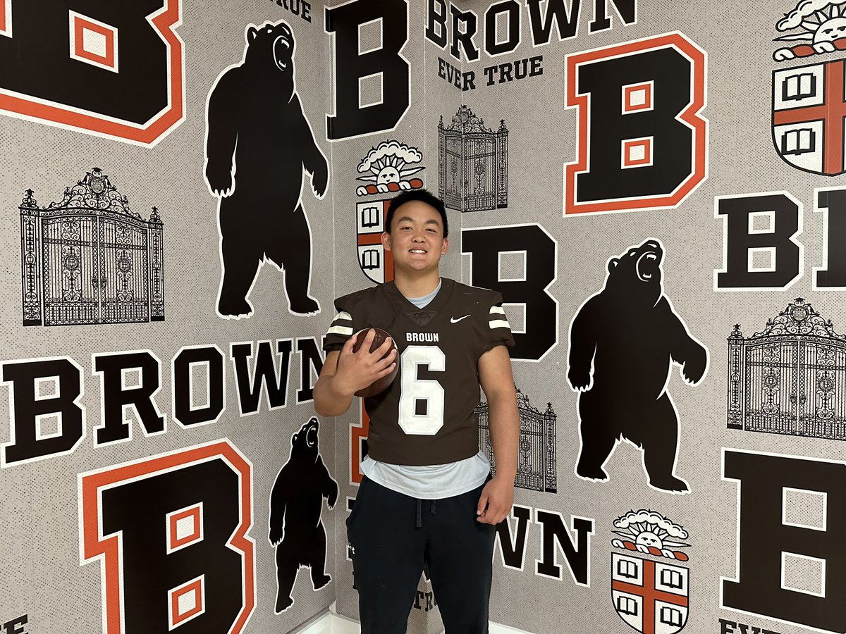 Thank you @coachDjackson1 and the rest of the staff for the opportunity see this great program, had a great time at @BrownU_Football. @Browncoachweave @BrownHCPerry @Coach_RMattison