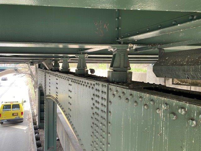 The NYC DOT Bridges team has been hard at work inspecting city bridges following yesterday’s earthquake. There are no signs of damage. Did you know NYC DOT owns, operates, and maintains nearly 800 bridges?