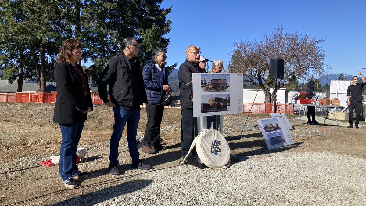A moving blessing + groundbreaking ceremony with the Ahousaht First Nation’s Čitaapi Mahtii Housing Society at the site of 35 new affordable homes + cultural gathering site for people living away from home in #PortAlberni. 🙏 to @BC_Housing for supporting this unique project!
