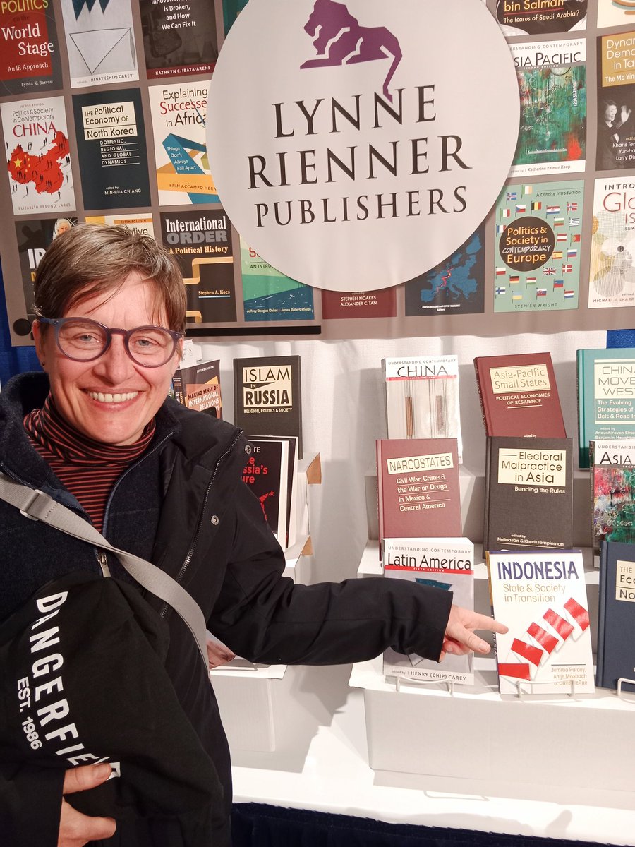 gerhard hoffstaedter - anthropolitics@bsky.social (@gman_h) on Twitter photo Book post, congrats antje missbach, <a href="/JemmaPurdey/">Jemma Purdey</a>
<a href="/_DaveMcRae_/">Dave McRae</a> on this book, seen live <a href="/isanet/">ISA</a> conference in San Francisco
rienner.com/title/Indonesi…
<a href="/RiennerPub/">Lynne Rienner Pub</a> Book post, congrats antje missbach, <a href="/JemmaPurdey/">Jemma Purdey</a>
<a href="/_DaveMcRae_/">Dave McRae</a> on this book, seen live <a href="/isanet/">ISA</a> conference in San Francisco
rienner.com/title/Indonesi…
<a href="/RiennerPub/">Lynne Rienner Pub</a>