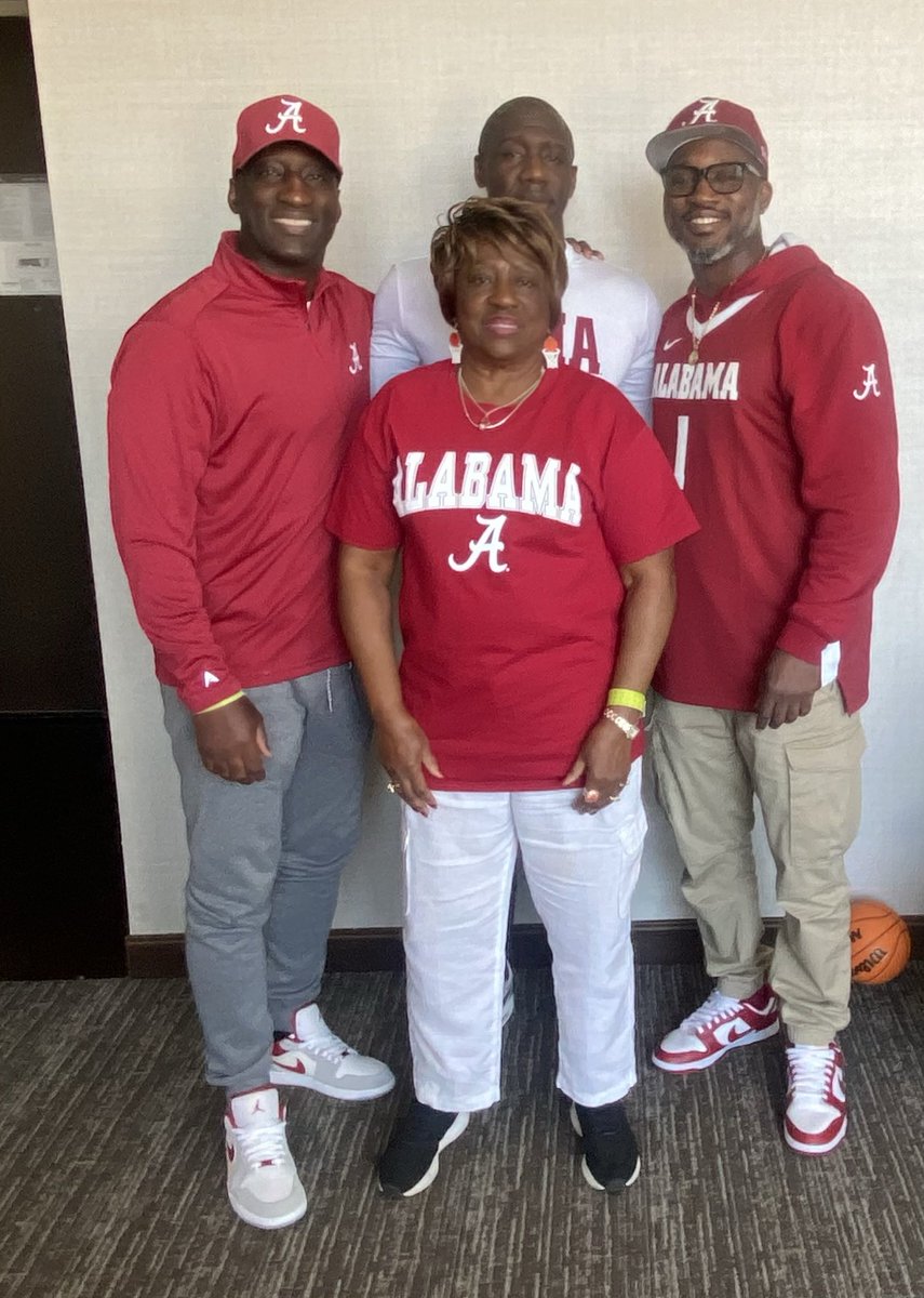 Brandon Murphy tweet media