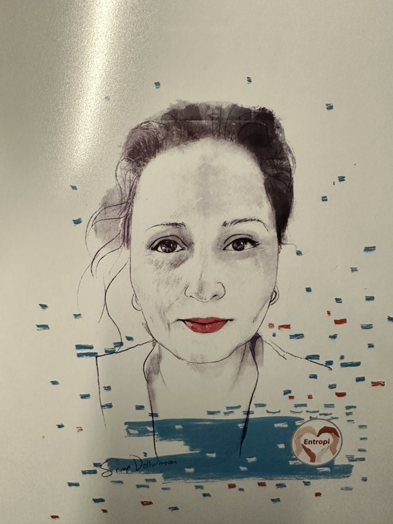 Eskişehir’de, resimlerine  hayran olduğum  Serap Deliorman’ın beni çizdiği bu resmi, onun elinden almak nasıl tarifsiz bir  his! Sevilmeyi hissetmek, anlaşılmak  göz yaşartıcı. Beni davet eden Entropi okur topluluğuna çok teşekkür ederim. <a href="/EverestKitap/">Everest Yayınları</a> <a href="/alfakitap/">Alfa Kitap</a>