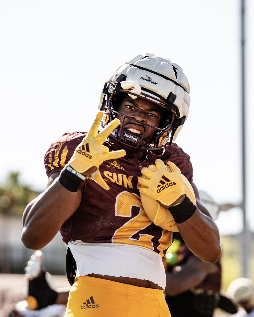 Just another Saturday in Tempe 😎 #ForksUp /// #SpringSparks