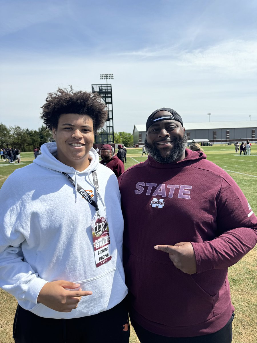 Had a great day at Mississippi State today, Can’t wait to be back very soon! #HailState @CoachCKennedy @Coach_Ajax @tthasselbeck @BuckFitz @LeverageLineman @CWilson_NPA @EnsworthFB