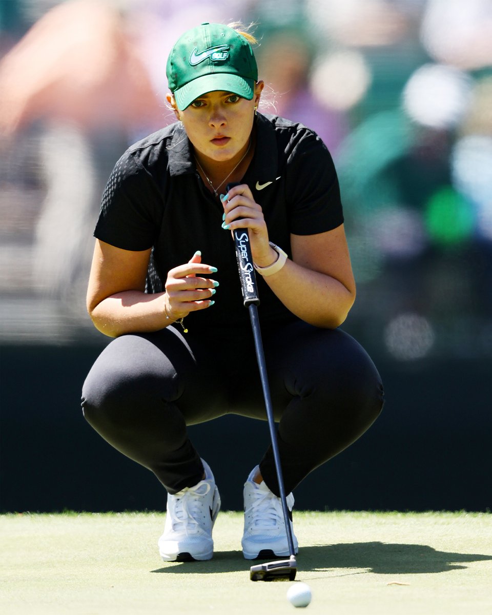 USC freshman Bailey Shoemaker cards a bogey-free 66 at Augusta National. 🔥 She has the clubhouse lead at the @anwagolf.