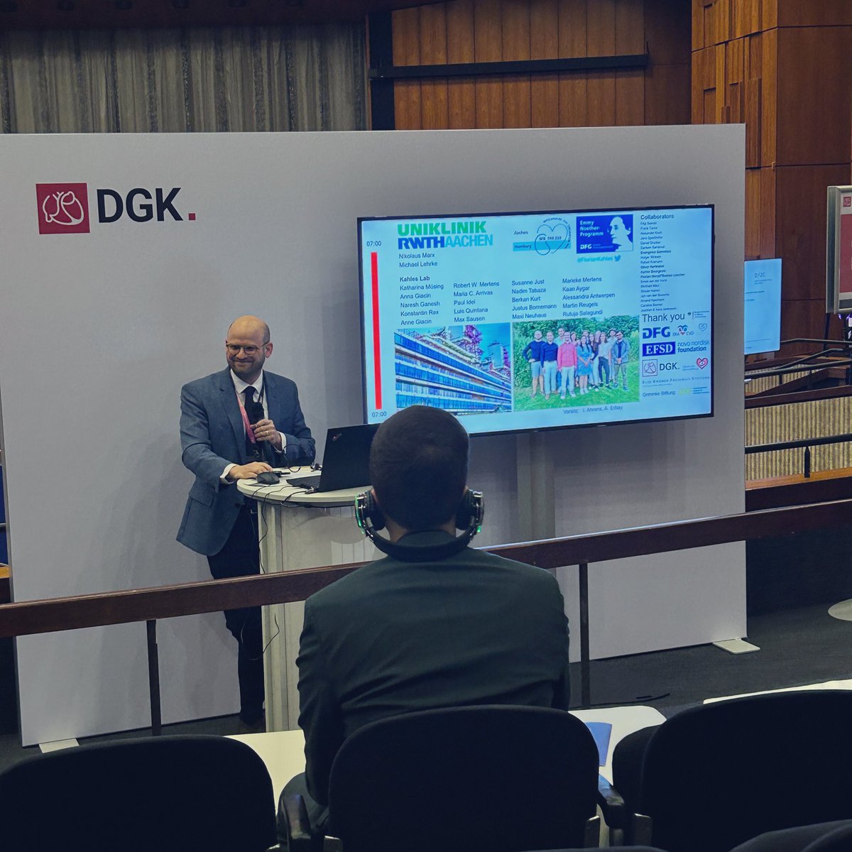A great pleasure presenting our scientific data in the same session “Prognosis in coronary artery disease” alongside my mentor @FlorianKahles at this year’s annual @DGK_org meeting 🫀🕯️

#DGKJahrestagung #DGK2024JT