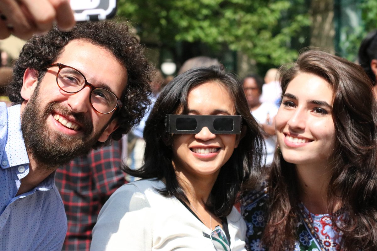 LaGuardia students, faculty, & staff are invited to observe the 2024 Total Solar Eclipse on April 8th at 3 pm in the Cobblestone Courtyard. The event, hosted by CUNY 2X Tech Career Program & CUNY Research Scholars Program, is expected to be exciting. ow.ly/LhWO50R8K9U