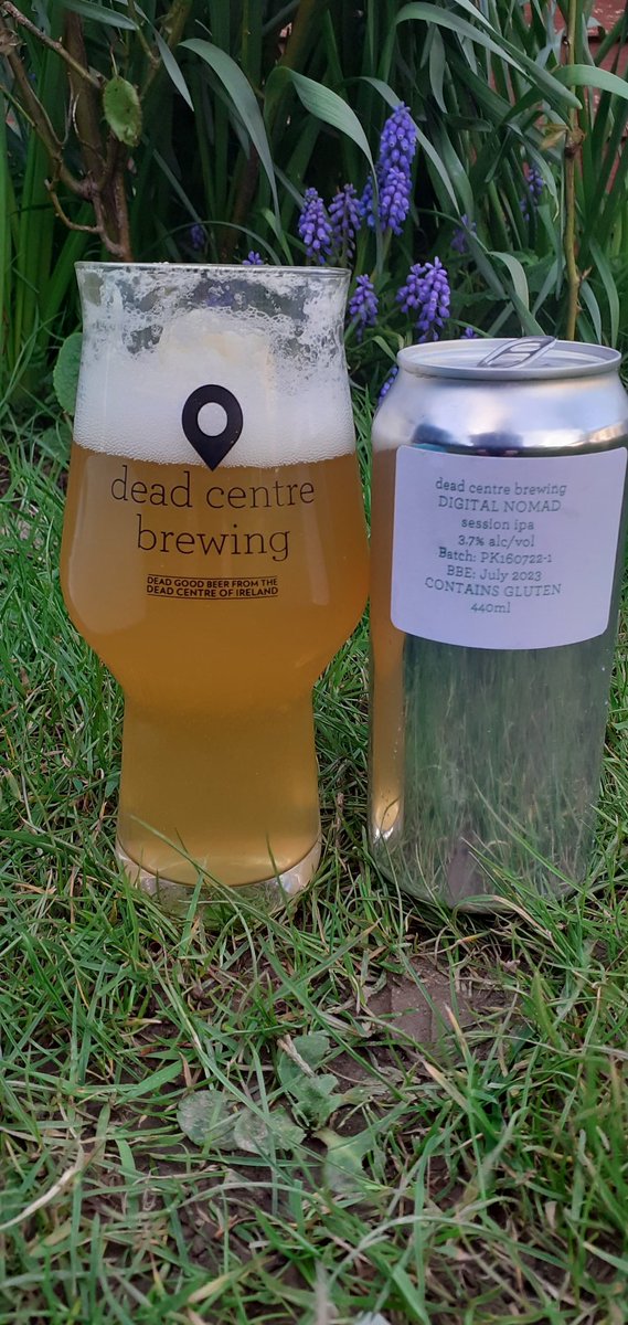 Starting off the weekend with this great 3.7% abv session IPA by Dead Centre Brewing 😋🍻