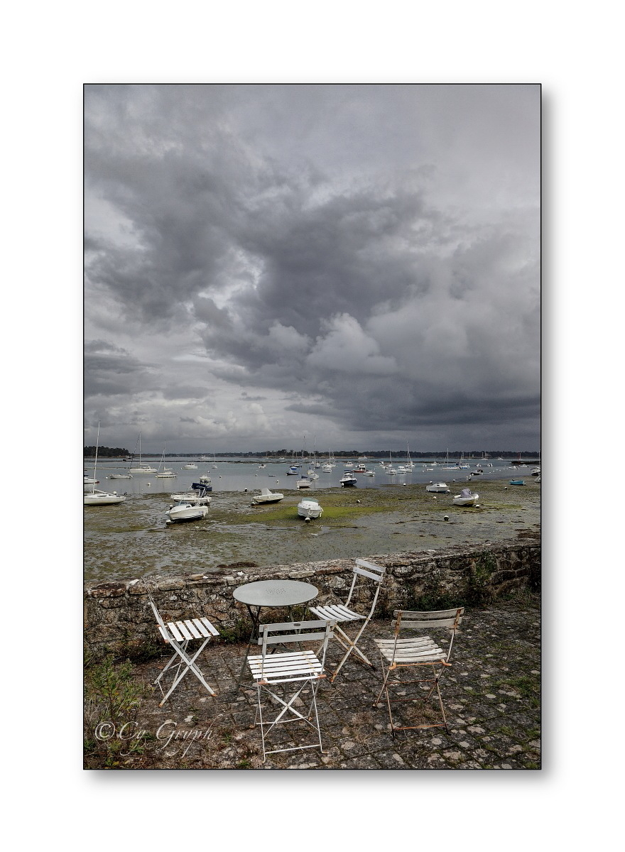 On peut même déguster en terrasse 😋😅

#Bretagne #Morbihan #Photographie