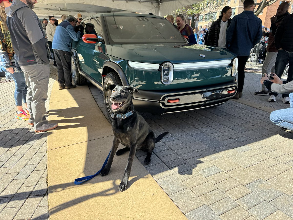 itskyleconner's tweet photo. If you don’t see this @Rivian R3X at any more events it’s because we are about to steal it 

🚙💨⚡️ https://t.co/iBdaTTnp8J