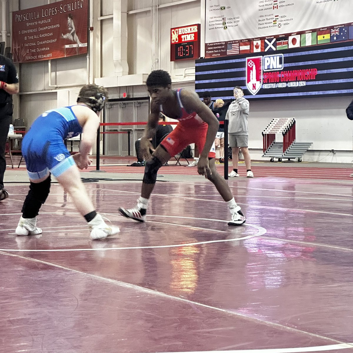 Abdi with another tech to punch his ticket to the finals at @pnlwrestling Lincoln! #GOBEARS