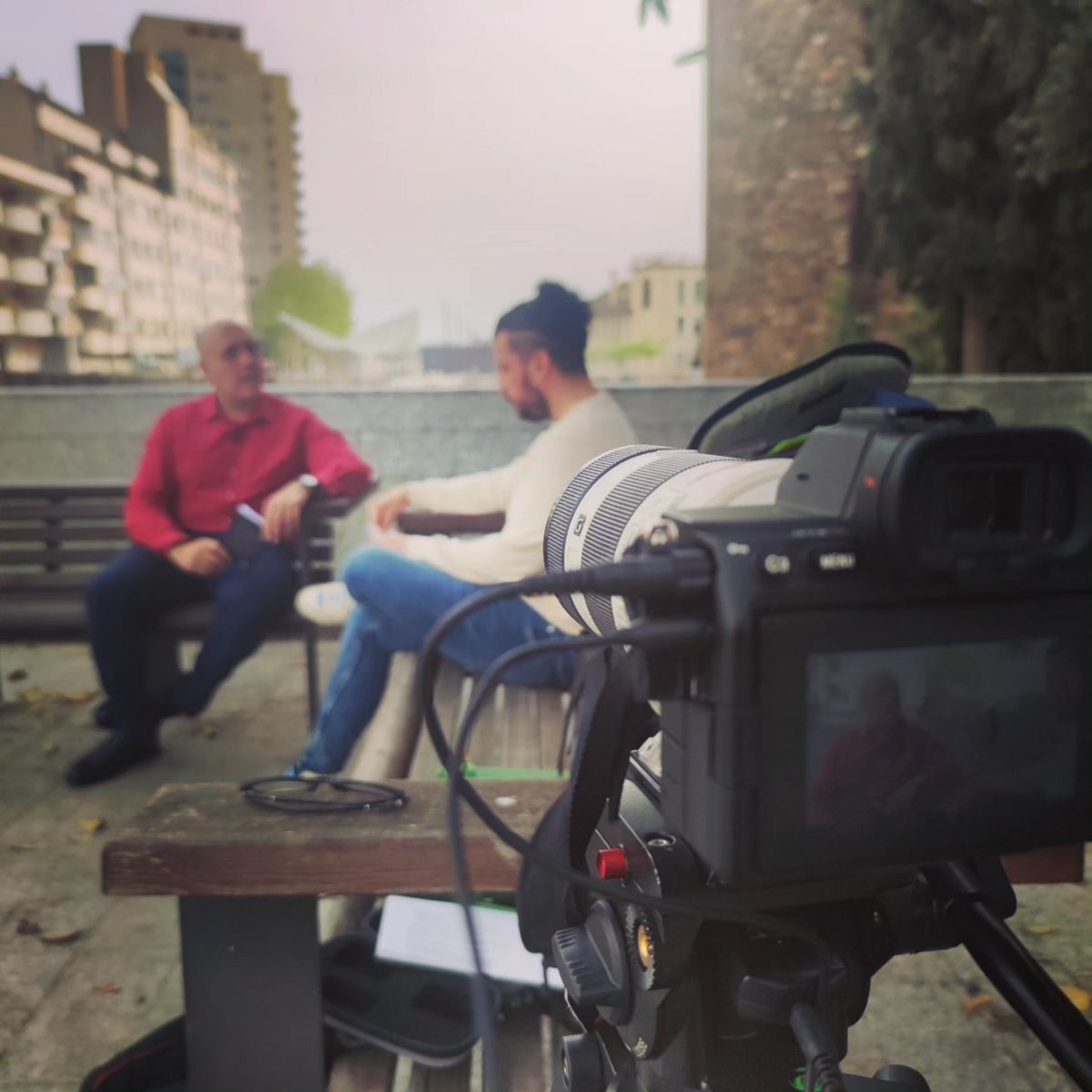 Grabando entrevista para la presentación de la 1a novela de #moisesrovira 📖
El libro se llama #DasTreffen (El Reencuentro) y el próximo 23 de Abril se hace la presentación en #terrassa ❤️
Gracias a <a href="/YolandapugaYoli/">Yolanda Puga</a> por el cariño, trato y contar siempre conmigo! 
#libro #novela