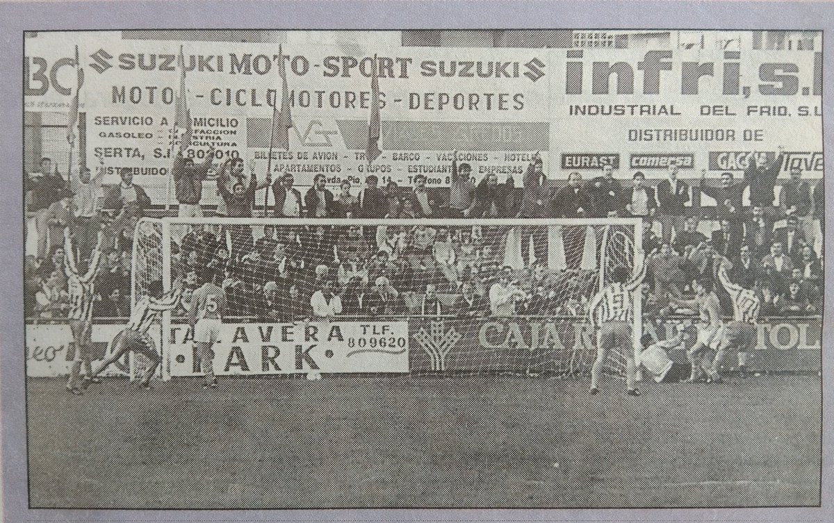 historiadelTala's tweet image. Los fondos de "El Prado"
#futbolcentenariotalavera

Recuerdas aquellas gradas de cemento ??