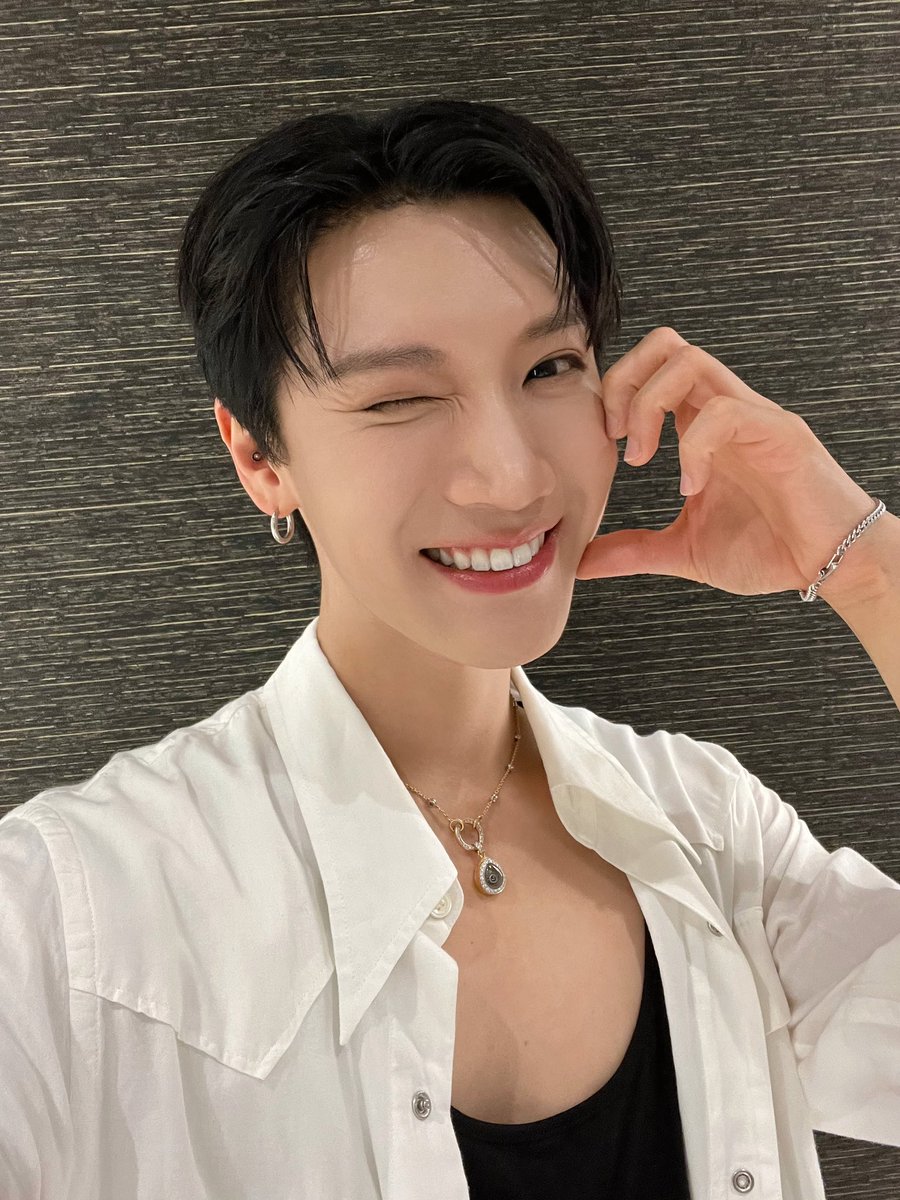 NCT tweet media