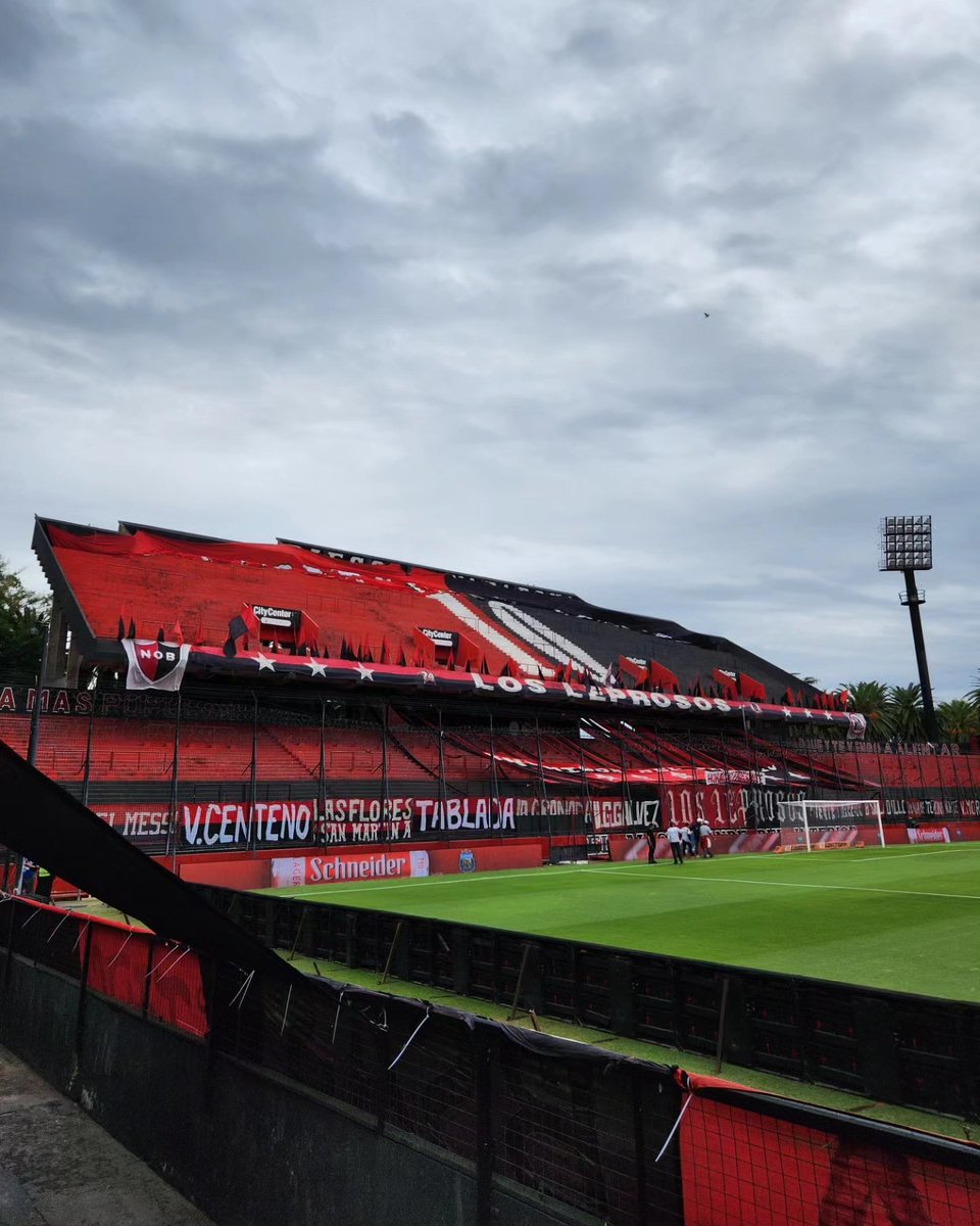 Newells tweet picture