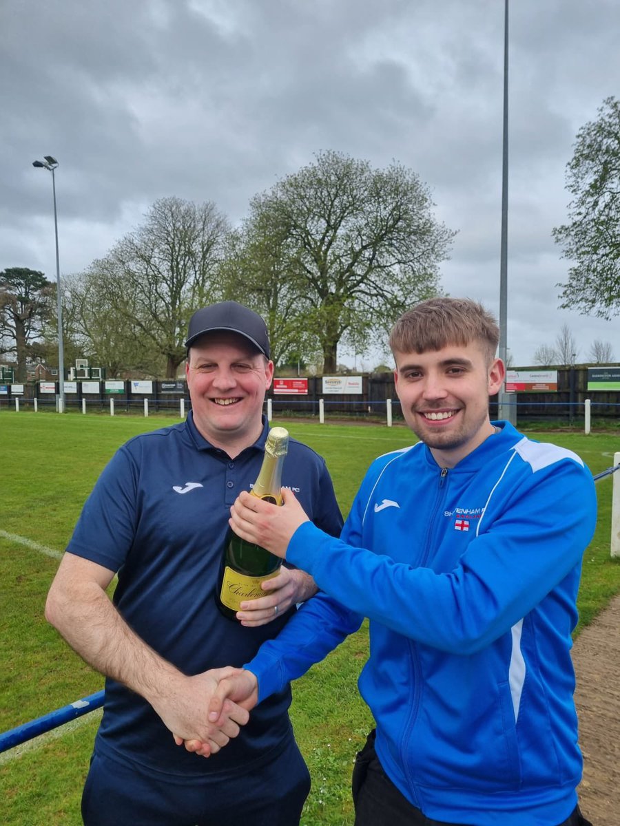 🔵⚪️FINAL🔵⚪️ Shriv 1-1 @BlunnyFC End to end game, in which either team could've snatched a winner, the lads battled well with ten men for the last 15 we go again next week💪🔵⚪️ Goal Scorer @JoshMcGrory4 ⚽️ MOTM Charlie Hampson @WiltsLeague @OxOnFootball @YSswindon