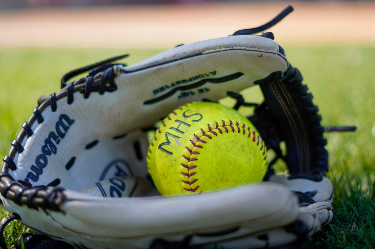 Memorial Mustang Softball tweet media