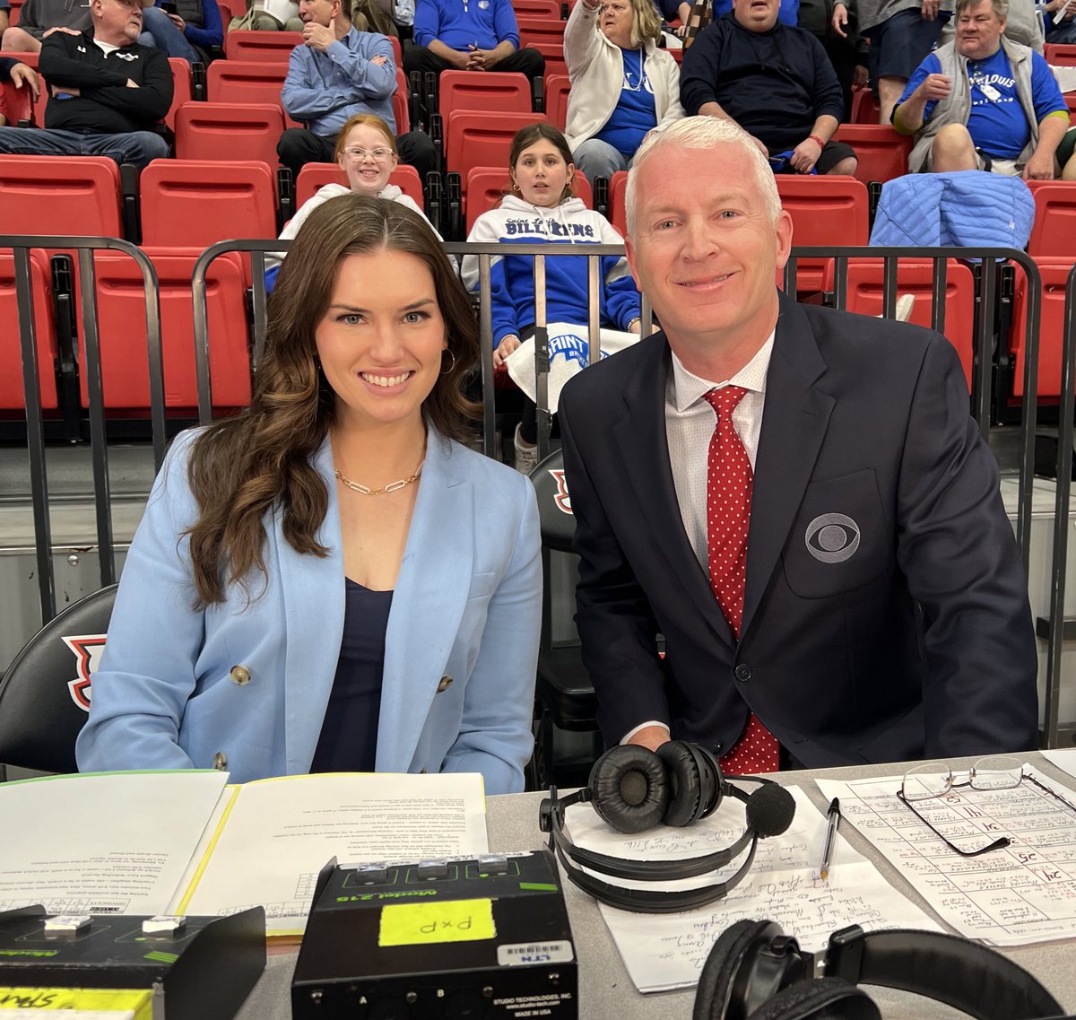 We crown a @WomensNIT champ this afternoon! @GopherWBB vs. @SaintLouisWBB coming up at 3pm ET on @CBSSportsNet!