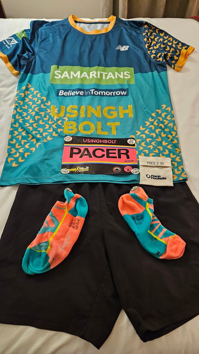 1st flatlay of 4 for <a href="/samaritans/">Samaritans</a> 

Part of the <a href="/xempouk/">Xempo Running</a> <a href="/PacePockets/">Pace Pockets</a> pacing team at <a href="/LLHalf/">London Landmarks Half Marathon</a>.

Rainbow wave.

Looking forward to it. 1st race of the London double.

2024tcslondonmarathon.enthuse.com/pf/usinghbolt
