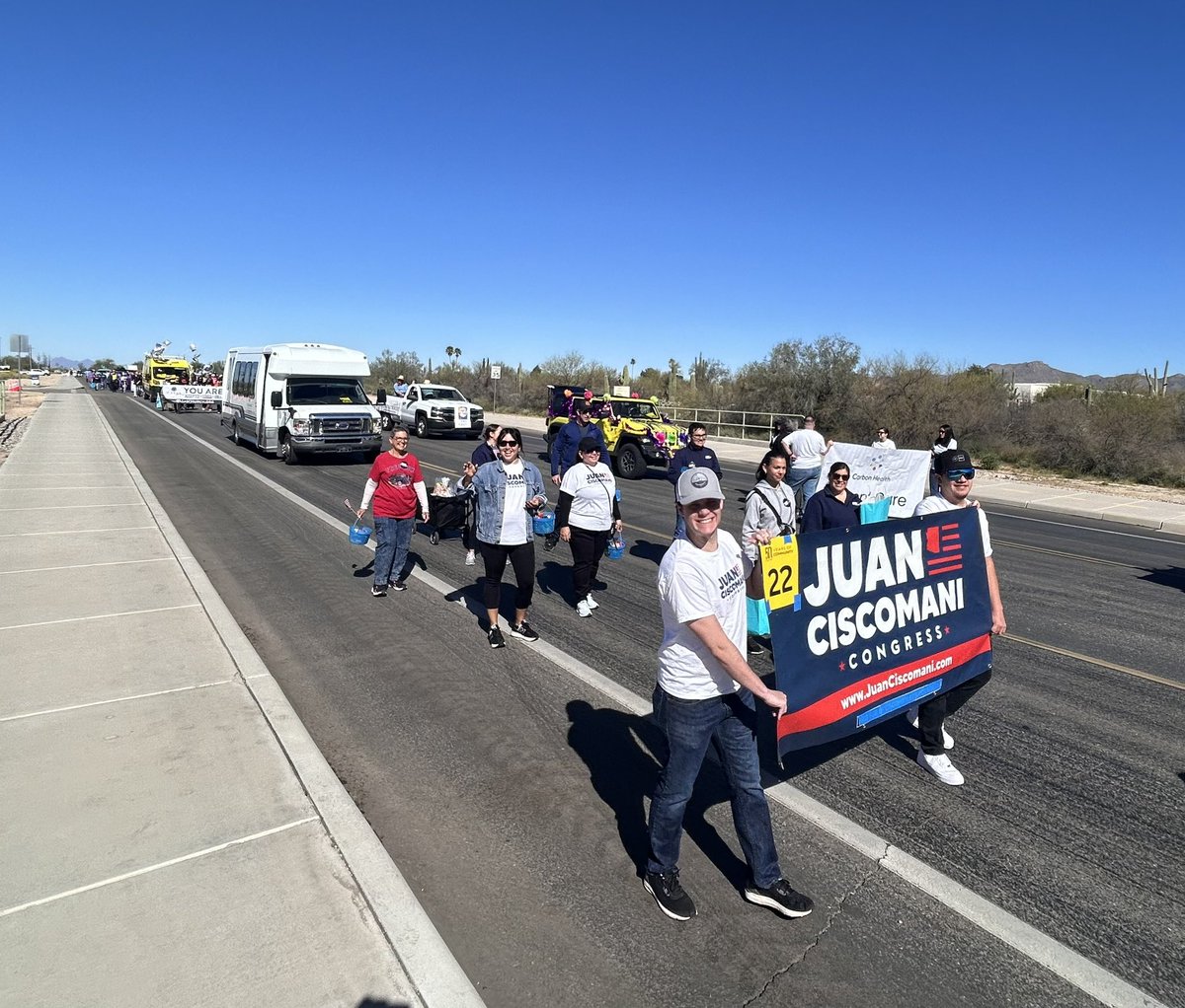 A fun morning celebrating the 50th anniversary for the Town of Oro Valley! Proud to have #TeamCiscomani join in the parade and celebrate with our Oro Valley friends! 🇺🇸 #AZ06