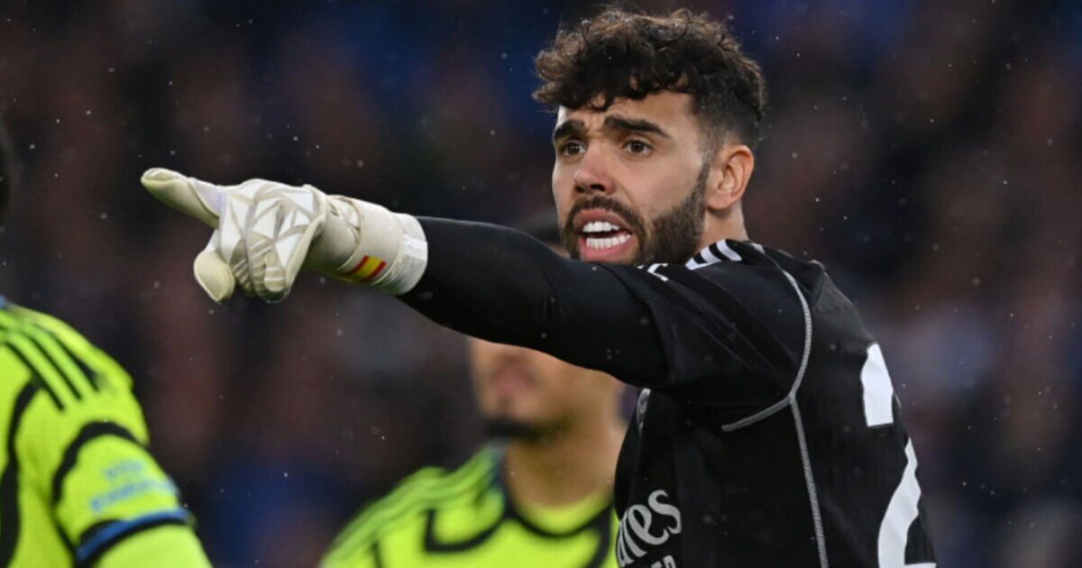 hitman_tipster's tweet photo. Arsenal star pops painkillers during Brighton match to play through injury: One of Mikel Arteta's Arsenal stars had to play with pain against Brighton. #Arsenal #ArsenalBrighton #ArsenalvBrighton https://t.co/XJNFcQ48cC https://t.co/iFlaXb2JYm