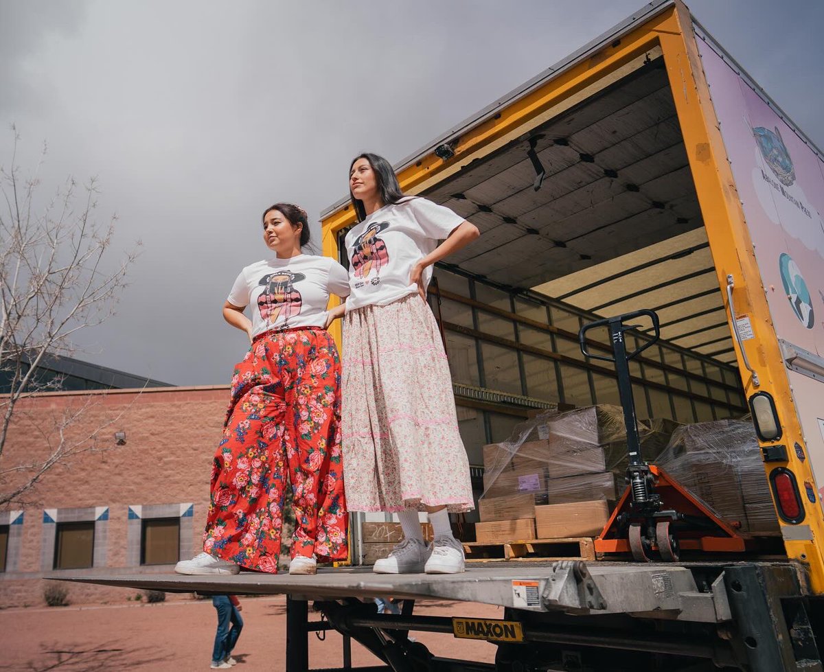 we delivered 10,200 Native authored books to da Navajo Nation ✅