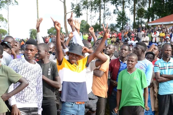 I joined our leader @kizzabesigye1 & @FDCOfficial1 leaders in Bushenyi for the consultation meeting. Masses turned up to receive their leader & expressed their support. Dr Besigye emphasized that he isn't mobilizing for 2026, but rather for the next phase of liberation struggle!