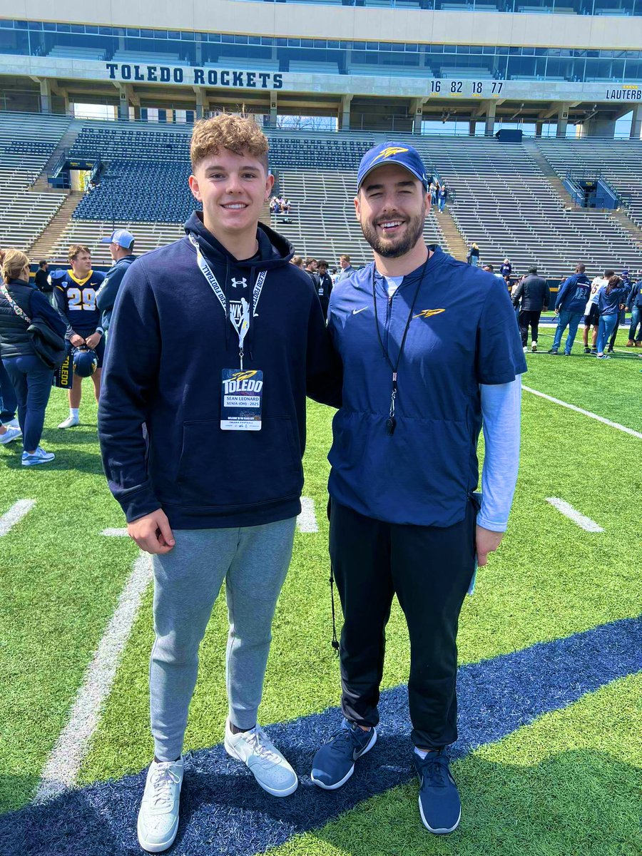 Had a great time at @ToledoFB today! Thank you @stantonweber for having me out. Looking forward to being back this summer! @CoachGantz @xeniabucsfb @MauriceHarden16 @XeniaAthletics