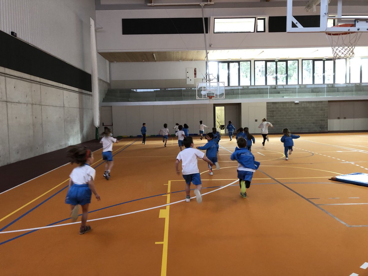 GABRIEL DÍAZ (@gdcefcat) on Twitter photo Dia Mundial de l'activitat fisica i l'esport.
Promovem des de petits un estil de vida actiu i valorem els efectes beneficiosos que té pel desenvolupament físic i cognitiu 👣🔛🧠🫀
<a href="/GarbiPereVerges/">GarbíPereVergés</a> Dia Mundial de l'activitat fisica i l'esport.
Promovem des de petits un estil de vida actiu i valorem els efectes beneficiosos que té pel desenvolupament físic i cognitiu 👣🔛🧠🫀
<a href="/GarbiPereVerges/">GarbíPereVergés</a>