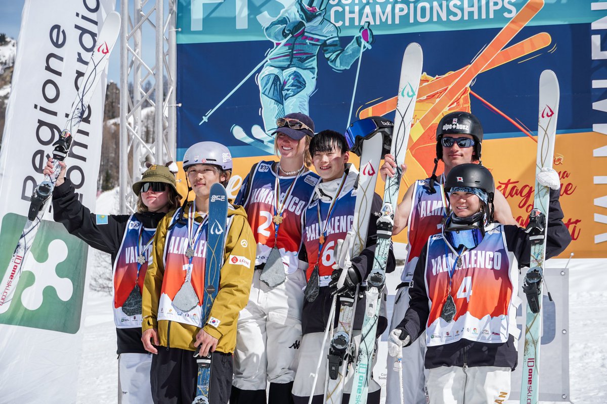 Wrapping up the 2024 FIS Freestyle Junior World Championships with another day of sunshine and sensational performances in the dual moguls event! 🌞 Huge congratulations to our new dual champions and a big shout-out to all the athletes 🙌🚀🫶 #moguls