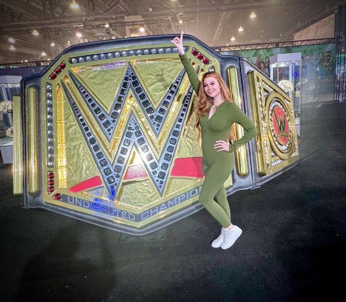 Ready for wrestlemania40!! ☝🏼 https://t.co/caGCjtF3tu<a href="/tag/wrestlemania40"class="tags"><span>#wrestlemania40</span></a>