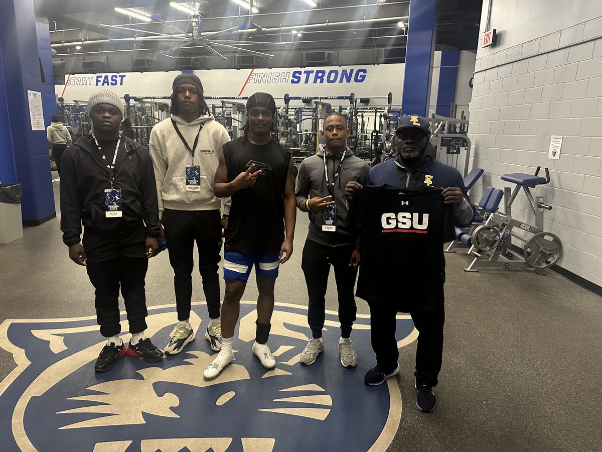 Visit day for the Kid & a few of his teammates.

Jaylen Nelson
C/O 26’
Eagles Landing High

#georgiastate #gsufootball #eagleslandinghigh #classof2026