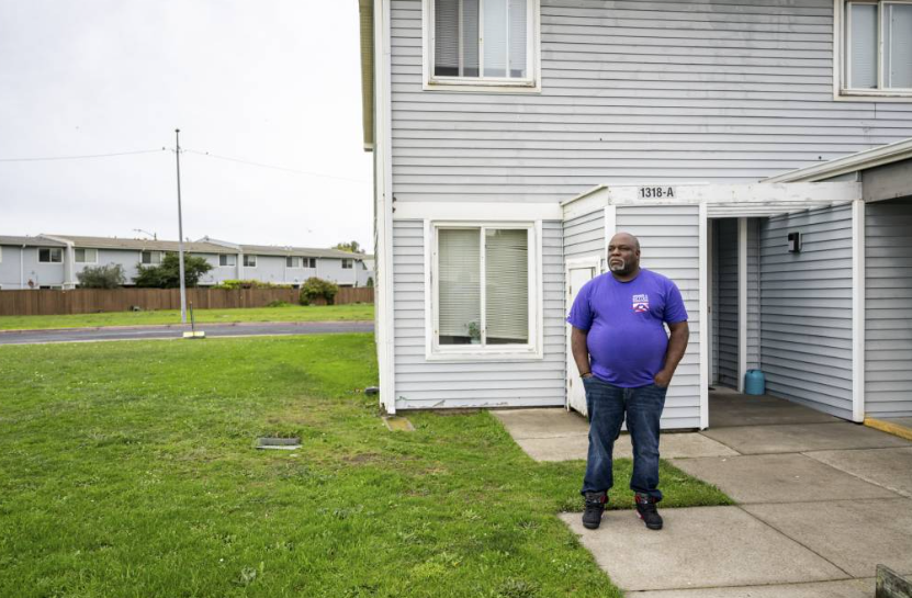 After completing substance use treatment program, De’andre Devereaux entered the @sf_dph sober living community on Treasure Island last year, saying it navigated him through his recovery journey and helped him secure a job. ow.ly/kJk250R4KU0