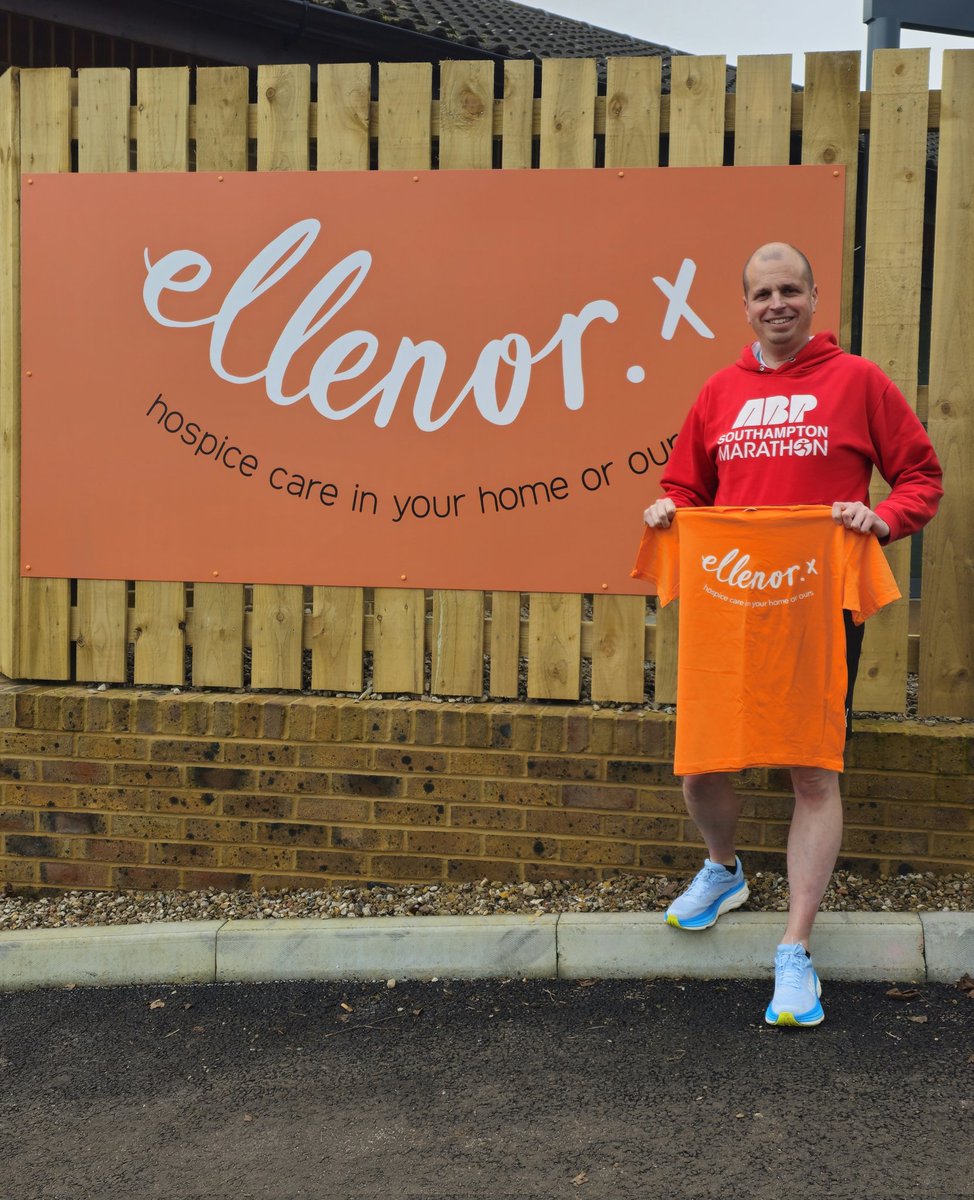Our Programme Designer/ Editor and Website designer @dlivingdesign is running the Southampton Marathon tomorrow (7th April) in aid of ellenor 

If you would like to sponsor him visit justgiving.com/page/david-sha…