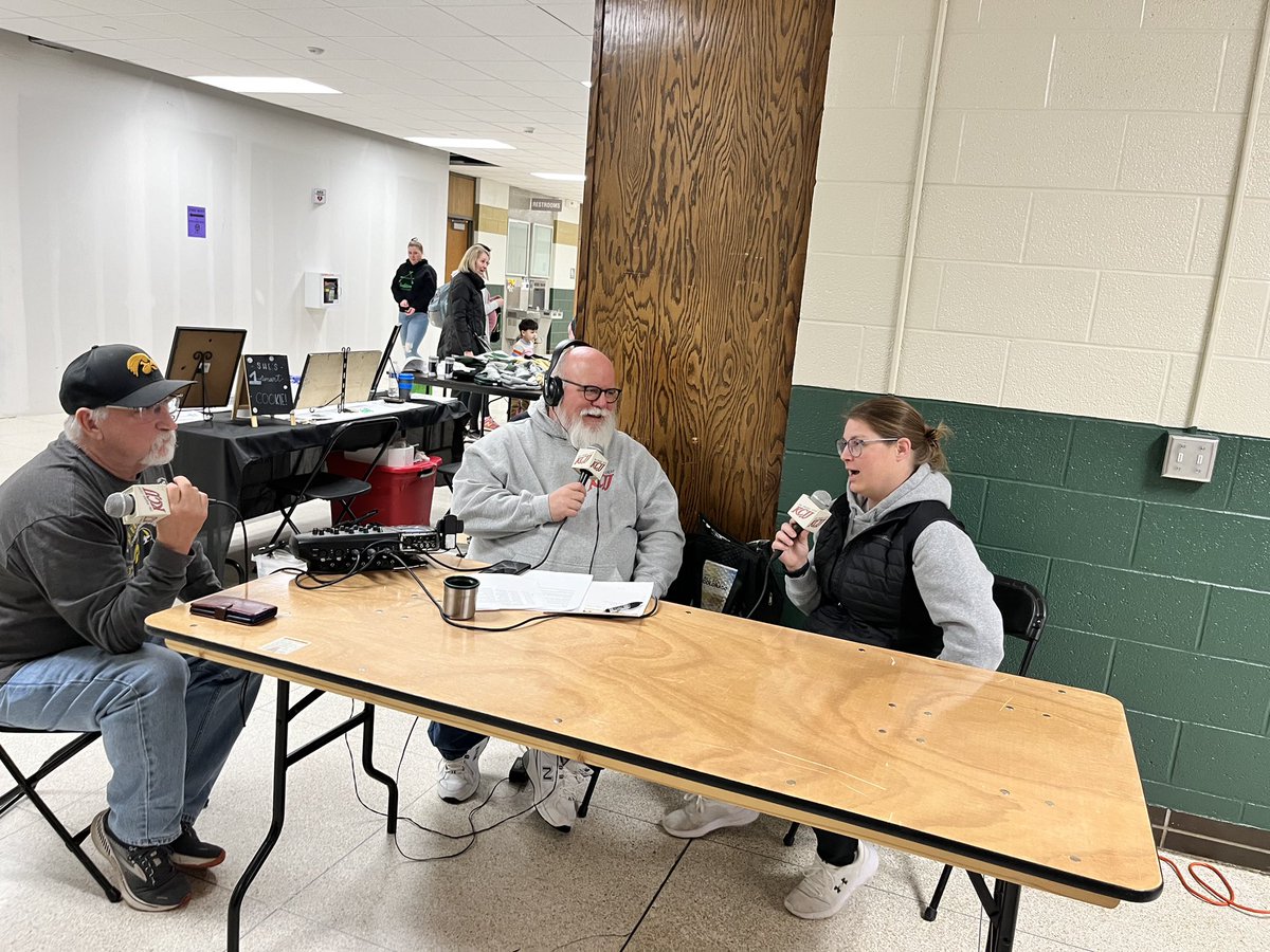 Club West tweet media