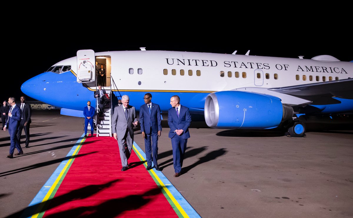 RwandaGov's tweet photo. H.E. Bill Clinton, the 42nd President of the United States arrived in Rwanda for the 30th commemoration of the Genocide Against the Tutsi.   
#Kwibuka30 https://t.co/7r9QJLFTFs