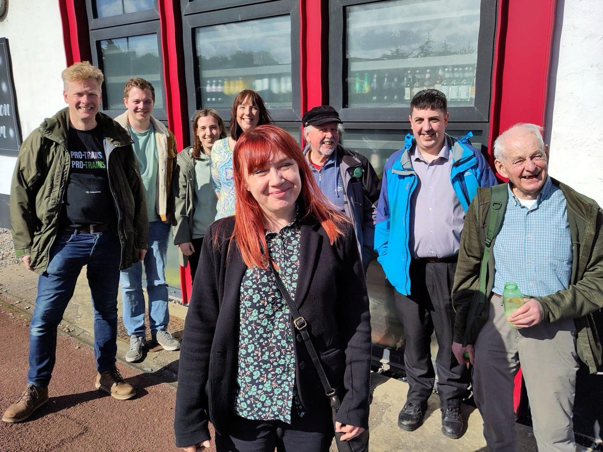 Had a great time in Silksworth ward, Sunderland telling everyone that @RachelFeather10 will make an excellent, hard working and principled local councillor. Such a warm welcome on the doors with many saying that they want to see Rachel bring a change to the council.