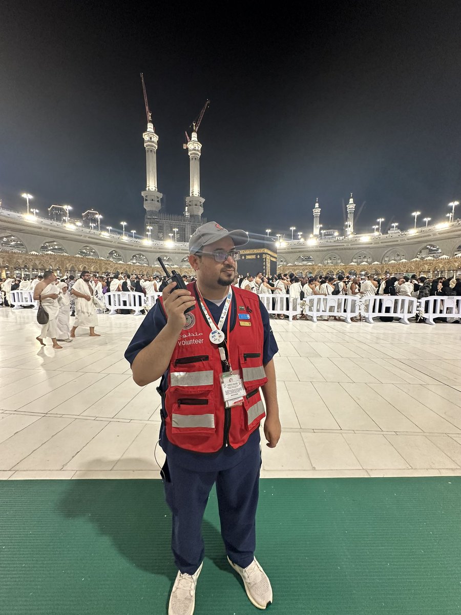 SAbualghaith's tweet image. فتحت لي أبواب للتطوع من أعوام وظننت أنها عام أو عامين وأكتفي. ولكن يشاء الله أن تستمر لكل هذه الأعوام حتى اليوم. شارك خلالها آلاف من طلاب #جامعة_الملك_سعود استفاد منها أضعافهم. في بلد الخير #المملكة_العربية_السعودية الخير لا ينتهي بل يزيد كل عام. أشكر عائلتي على دعمها المتواصل لي