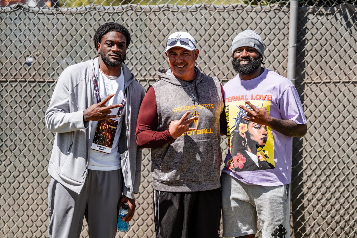 Great to see Brandon Aiyuk and Eno Benjamin! Proud of you guys! Forks Up! 🤙🏽🔱