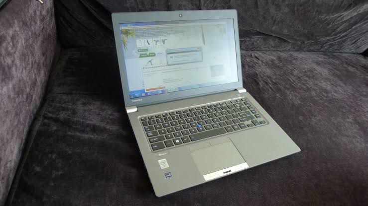 Toshiba Tecra Z40 8GB RAM 256GB SSD intel core i5 6th gen Keyboard light Fingerprint login option 160k